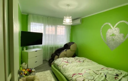 Apartament de vanzare 3 camere  decomandat  Tatarasi 145895