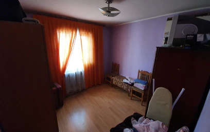 Apartament de vanzare 3 camere  semidecomandat  Mircea cel Batran 145710