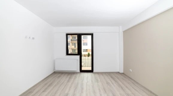 Oferta Apartament nou de vanzare 3 camere decomandat Lunca Cetatuii imagine 2