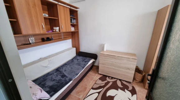 Oferta Apartament de vanzare 3 camere nedecomandat Mircea cel Batran imagine 1